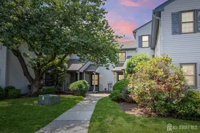 304 Woodbridge Commons Way Way, Iselin, NJ 08830 - Photo 1