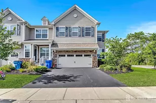 1 Larkspur Ln, Monroe Township, NJ 08831 - Photo 1