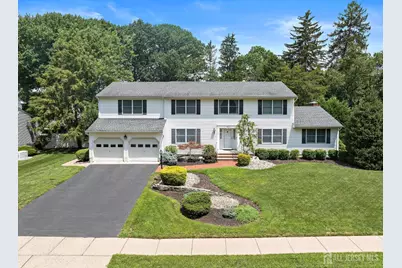 18 Mulberry Lane, Edison, NJ 08820 - Photo 1