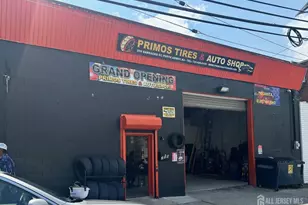 209 Barracks St, Perth Amboy, NJ 08861 - Photo 1