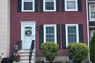 29 Gwizdak Ct, Sayreville, NJ 08872 - Photo 1