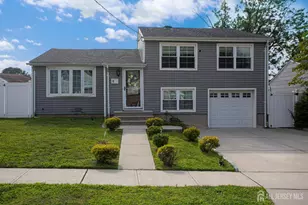 1 Dunlap Dr, Sayreville, NJ 08859 - Photo 1