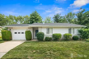 478 Fairton Dr, Monroe Township, NJ 08831 - Photo 1