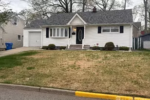 28 Maplewood Ave, Colonia, NJ 07067 - Photo 1