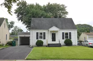 189 Old Post Rd, Edison, NJ 08817 - Photo 1