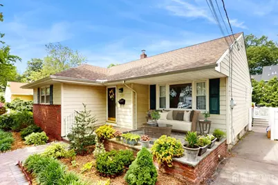 131 Hazelwood Avenue, Metuchen, NJ 08840 - Photo 1