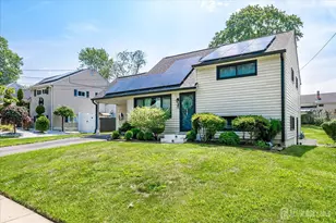 16 Shetland Rd, East Brunswick Township, NJ 08816 - Photo 1