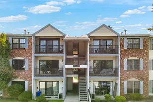 418 Lancaster Ct, Piscataway Township, NJ 08854 - Photo 1