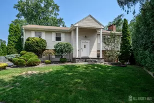 6 Boyler Ct, Sayreville, NJ 08872 - Photo 1