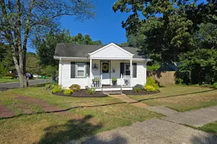 35 Monmouth Rd, Monroe Township, NJ 08831 - Photo 1