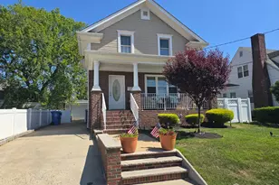 102 Maxwell Ave, Fords, NJ 08863 - Photo 1