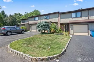 167 Penn Ct, Old Bridge Township, NJ 07747 - Photo 1