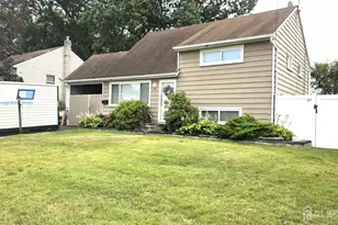 26 Oxford Rd, East Brunswick Township, NJ 08816 - Photo 1