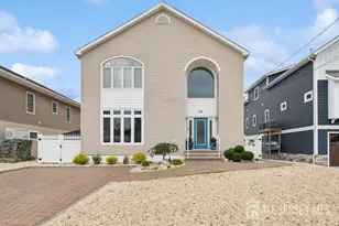 36 E Lagoon Dr E, Toms River Township, NJ 08753 - Photo 1