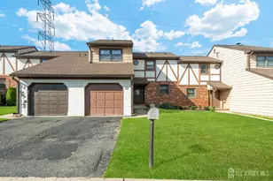 11 Chesterfield Way, Sayreville, NJ 08872 - Photo 1