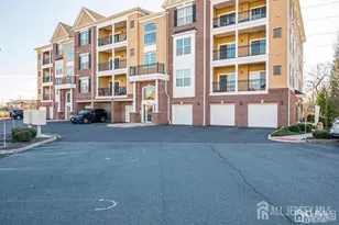 524 Doral Ct, Piscataway Township, NJ 08854 - Photo 1