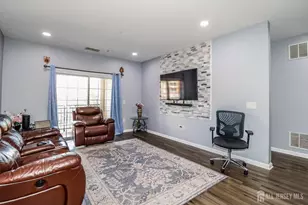 524 Doral Ct, Piscataway Township, NJ 08854 - Photo 5