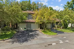 61 Laurie Ct, Old Bridge Township, NJ 07747 - Photo 1