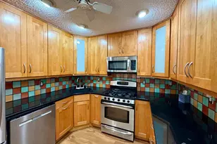 21 Crabapple Ln, Franklin Township, NJ 08823 - Photo 1