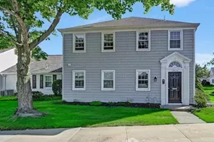 120 Rossmoor Dr, Monroe Township, NJ 08831 - Photo 1