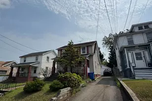 640 Livingston Ave, North Brunswick Township, NJ 08902 - Photo 1