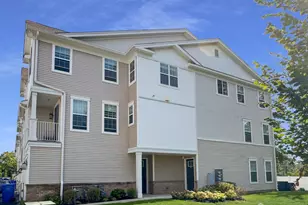 218 Park Ln, Dunellen, NJ 08812 - Photo 1
