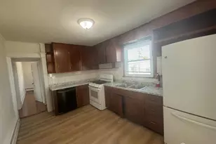 908 Livingston Ave, North Brunswick Township, NJ 08902 - Photo 1