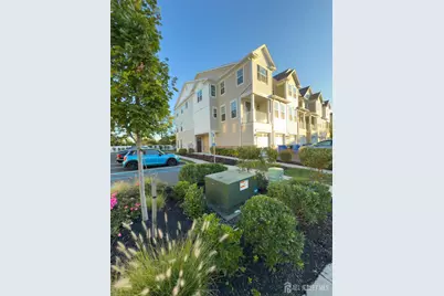 246 Park Lane, Dunellen, NJ 08812 - Photo 1