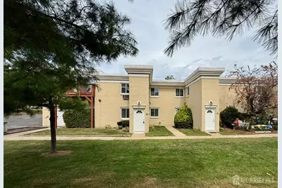 13 Lake Avenue #2B, East Brunswick Township, NJ 08816 - Photo 1