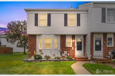 7 Gardenia Court, Sayreville, NJ 08872 - Photo 1