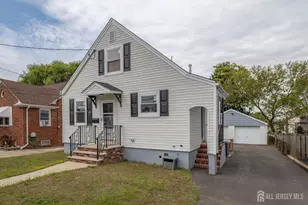 557 Main St, Sayreville, NJ 08872 - Photo 1