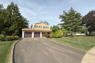 5 MacIntosh Ct, East Brunswick Township, NJ 08816 - Photo 1