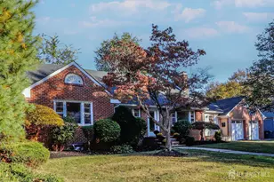 82 Kempson Pl, Metuchen, NJ 08840 - Photo 1