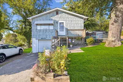 65 Russell Street, Woodbridge Township, NJ 07095 - Photo 1