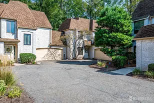 130 Park Gate Dr, Edison, NJ 08820 - Photo 1