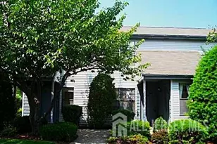 1901 Woodbridge Commons Way, Iselin, NJ 08830 - Photo 1