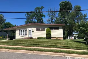 27 Mill Rd, Edison, NJ 08817 - Photo 1