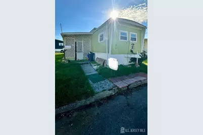 26 Dalbert Street #B14, Carteret, NJ 07008 - Photo 1