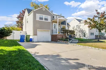 31 Carter Place, Sayreville, NJ 08859 - Photo 1