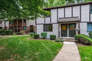 32 Kate Ln, Metuchen, NJ 08840 - Photo 1