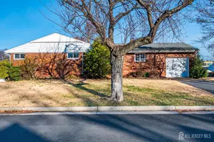 130 Woodrow Ave, Piscataway Township, NJ 08854 - Photo 1