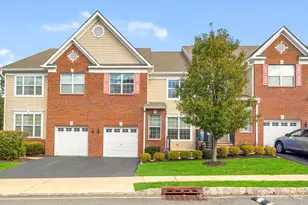 304 Cambridge Dr, North Brunswick Township, NJ 08902 - Photo 1