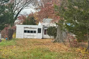 71 Elm Ave, Iselin, NJ 08830 - Photo 1