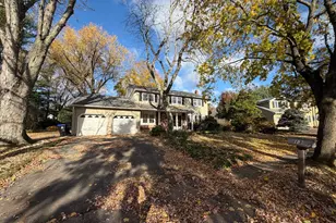 13 Beacon Hill Dr, East Brunswick Township, NJ 08816 - Photo 1