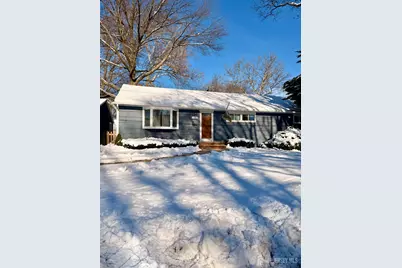 100 New York Avenue, Metuchen, NJ 08840 - Photo 1