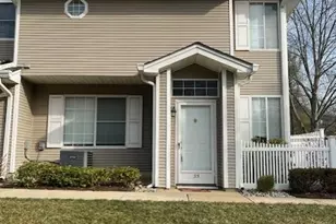 35 Ashley Ct, Bedminster Township, NJ 07921 - Photo 1