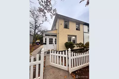 16 Curtis Place, New Brunswick, NJ 08901 - Photo 1