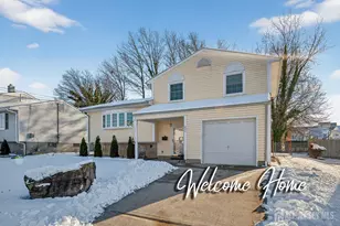 651 Franklin Dr, Perth Amboy, NJ 08861 - Photo 1