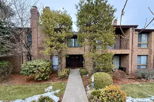 256 Willowbrook Dr, North Brunswick Township, NJ 08902 - Photo 1