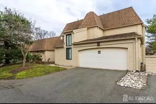 75 Park Gate Dr, Edison, NJ 08820 - Photo 1